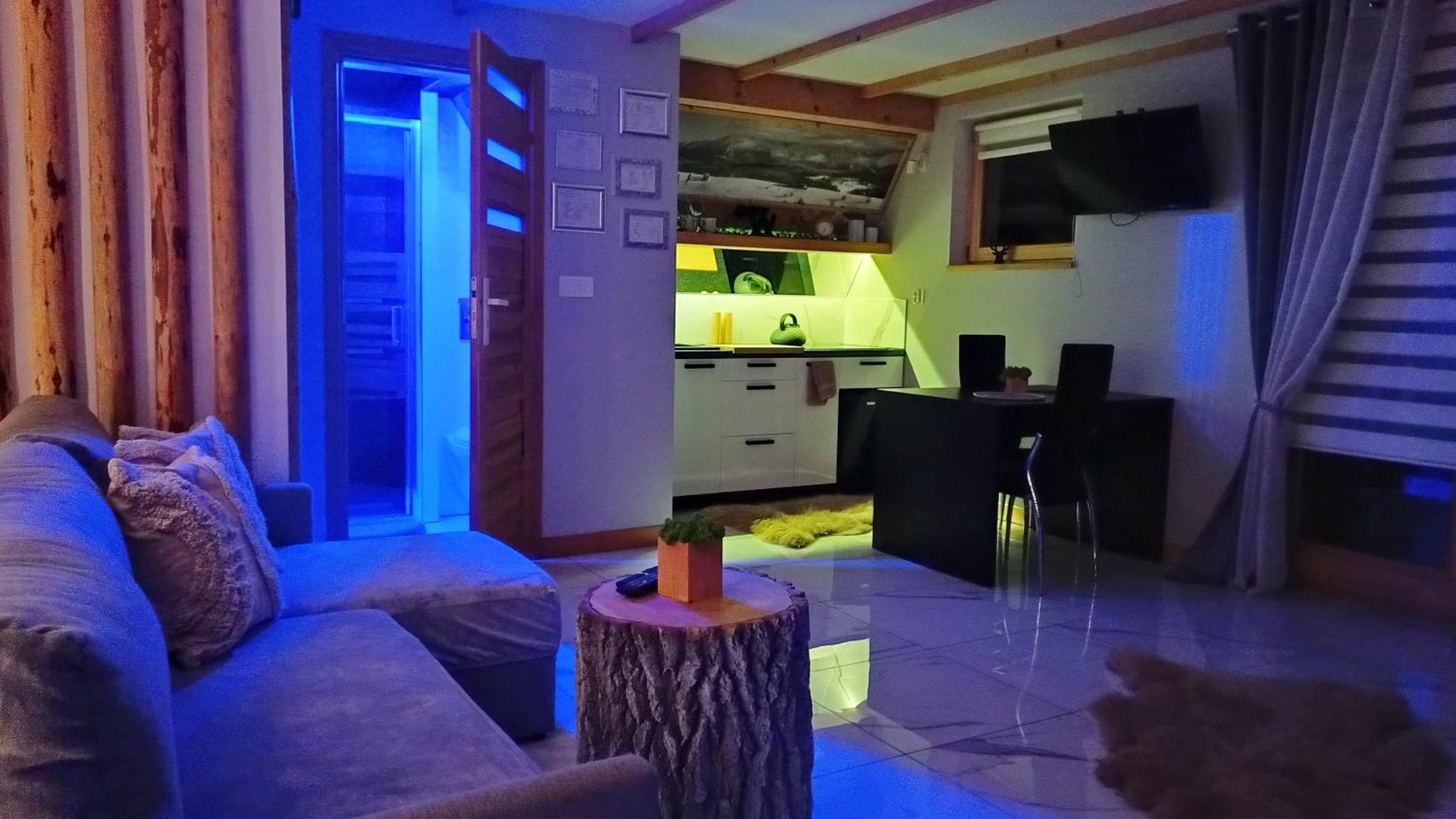 Lux Houses W Domku Tylko Dwa Apartamentyz Jacuzzi Zewnetrznym Ґронь Екстер'єр фото